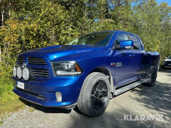 Pickup Dodge RAM 1500 Sport HEMI 5.7L