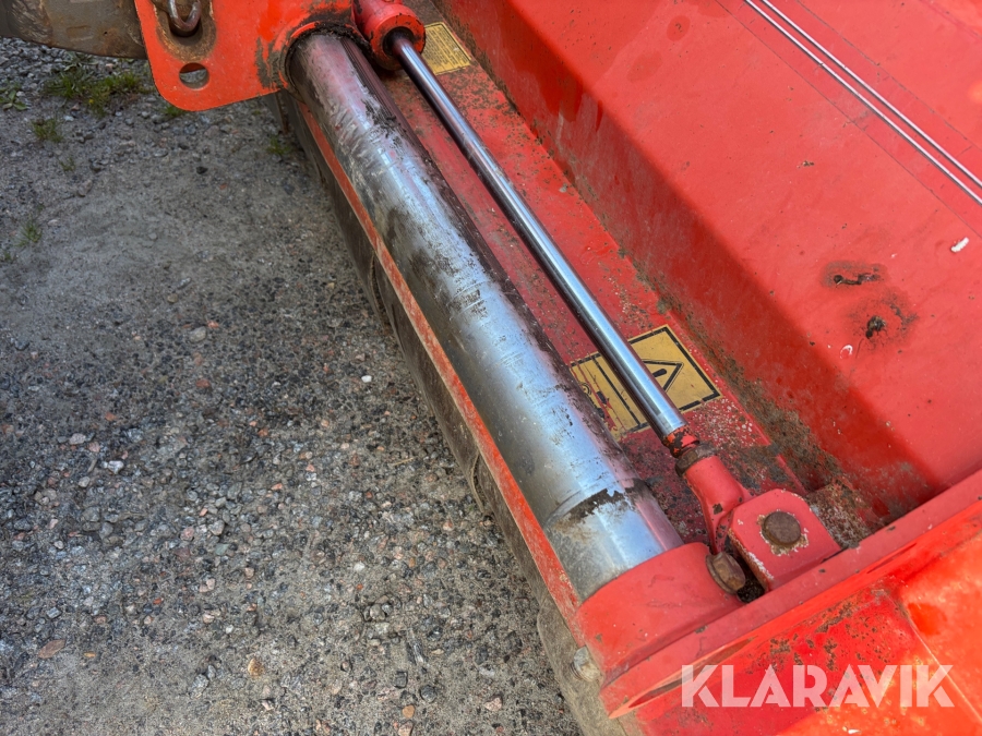 Betesputs Kuhn VKM 305 med kraftaxel