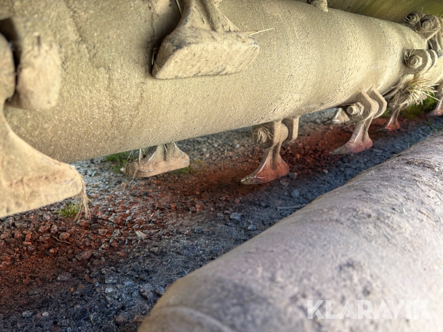 Betesputs Kuhn VKM 305 med kraftaxel