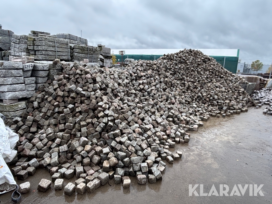 Smågatsten 8/11 Mix röd/grå - Totalt cirka 250m2 / 50 ton