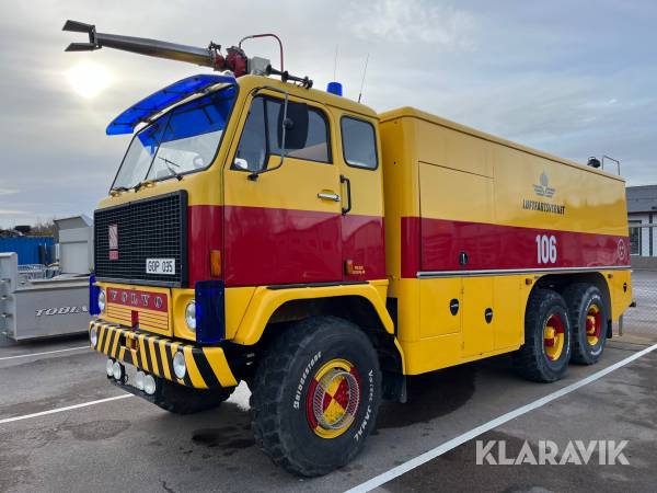 Flygplatsbrandbil Volvo F89 6x6