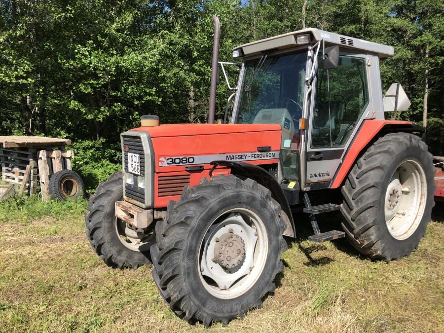 Traktor Massey Ferguson 3080