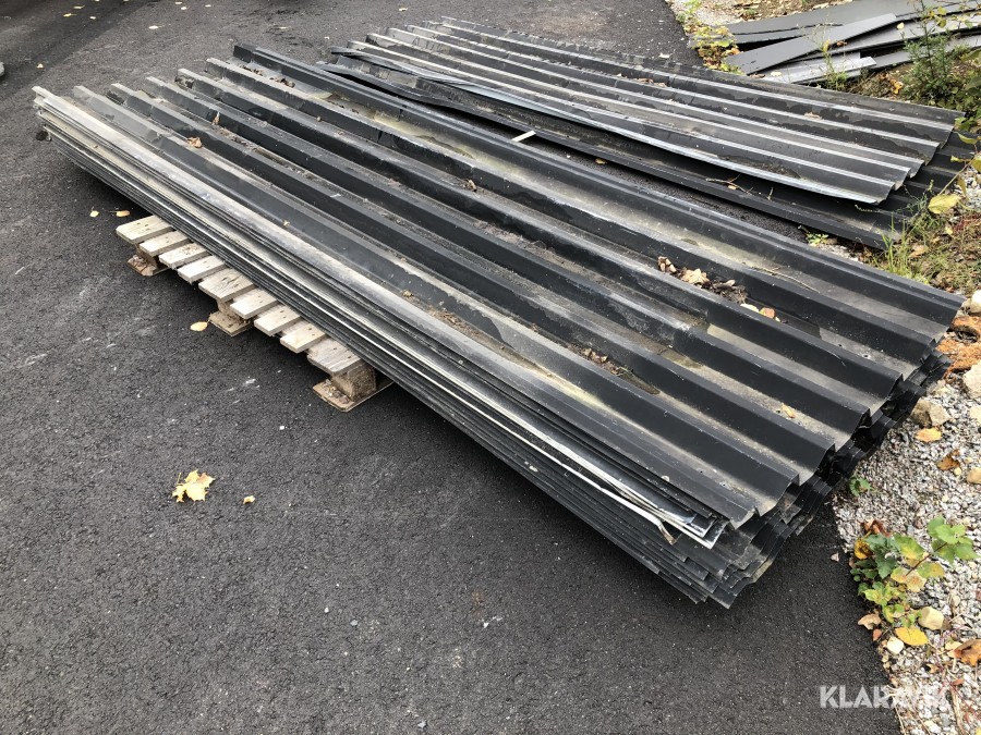 Takplåt begagnad TRP 40 svart