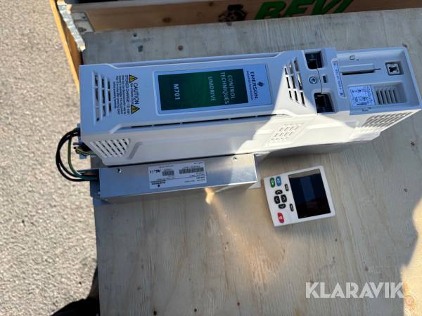 Frekvensomvandlare Emerson M701 med bromsmotstånd