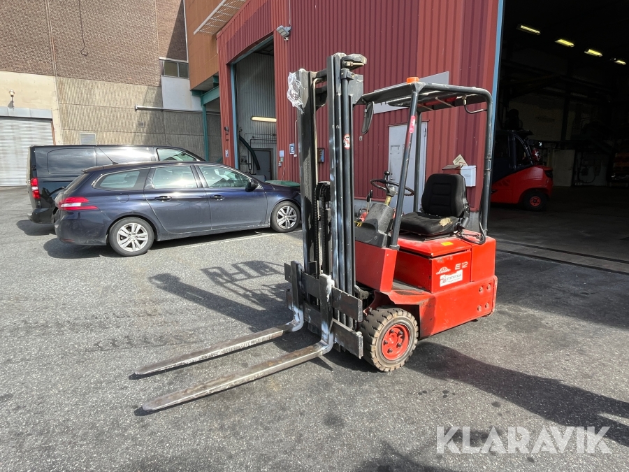 Truck Linde E12