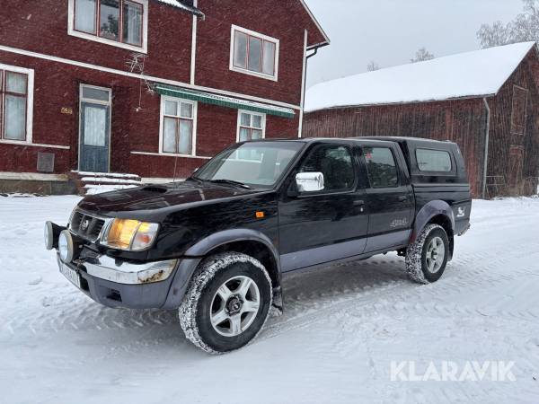 Pickup Nissan Navara Dubble Cab 2.5 4W