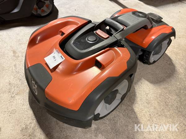 Robotgräsklippare Husqvarna Auto Mower Professional 535 AWD midgestyrd