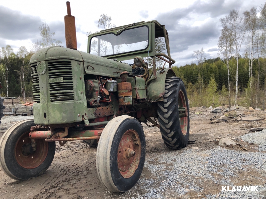 Traktor Volvo BM 230 Viktor militär-72