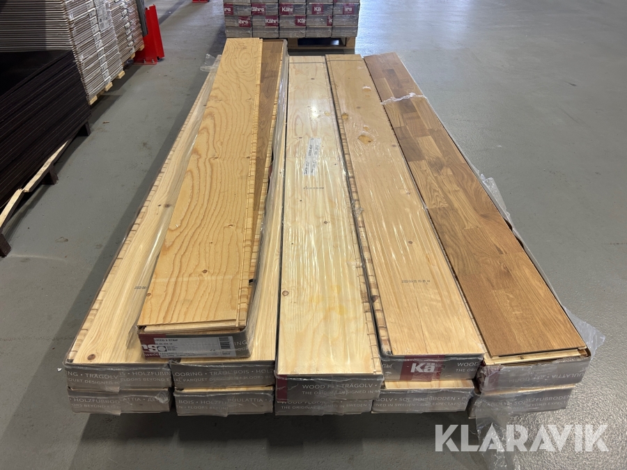 Trägolv Kährs LECCO 3 STRIP EK, matt lack