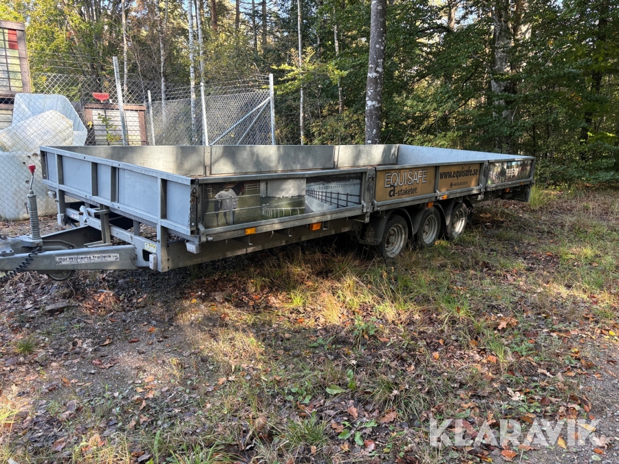Maskinsläp Ifor Williams LM med lämmar