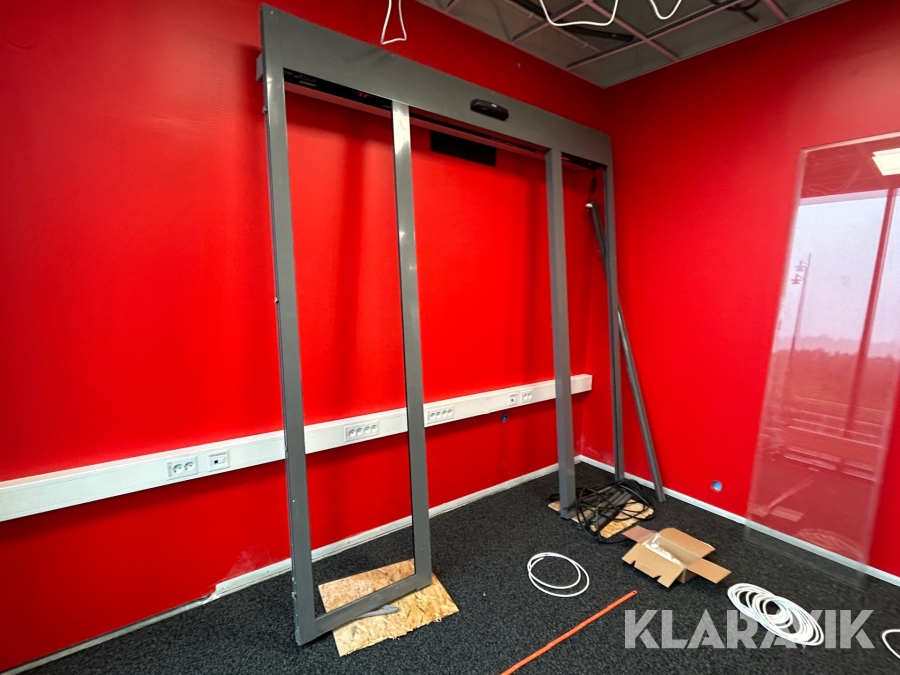 Entredörr i aluminium