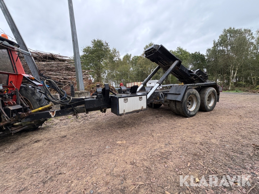 Lastväxlarvagn Scania (kapad)