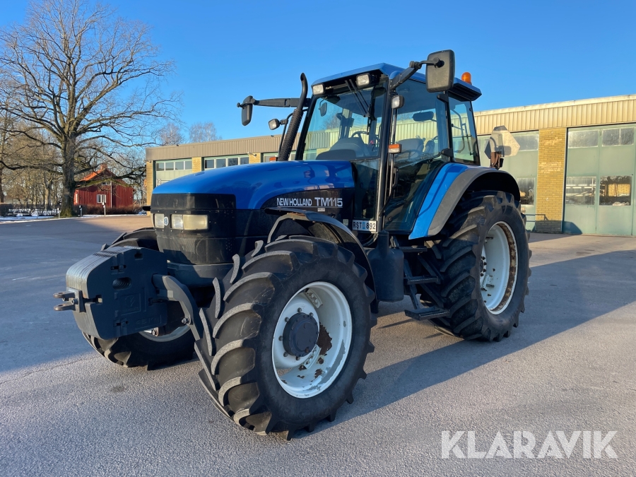 Traktor New Holland TM115