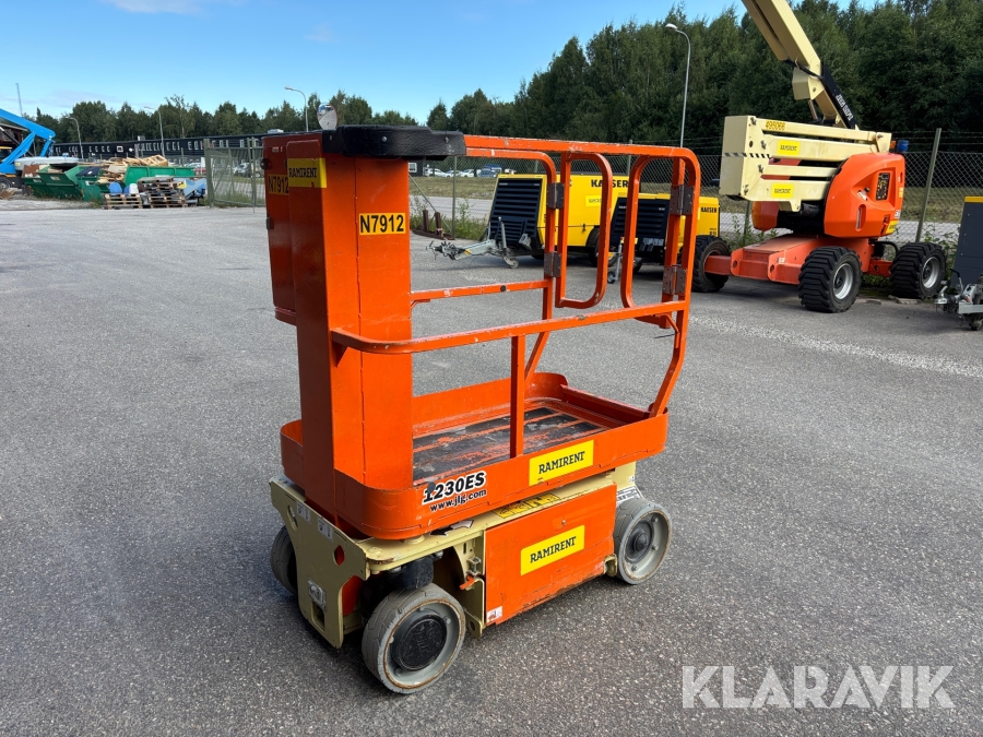Pelarlift JLG 1230ES