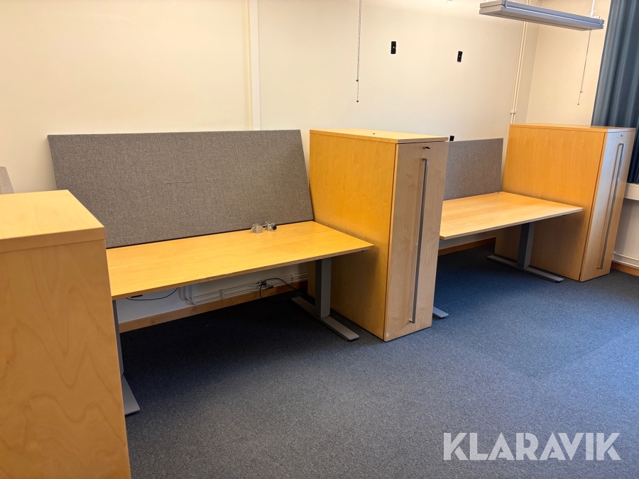 Kontorsdel med towerskåp Martela och whiteboard 3st arbetsplatser
