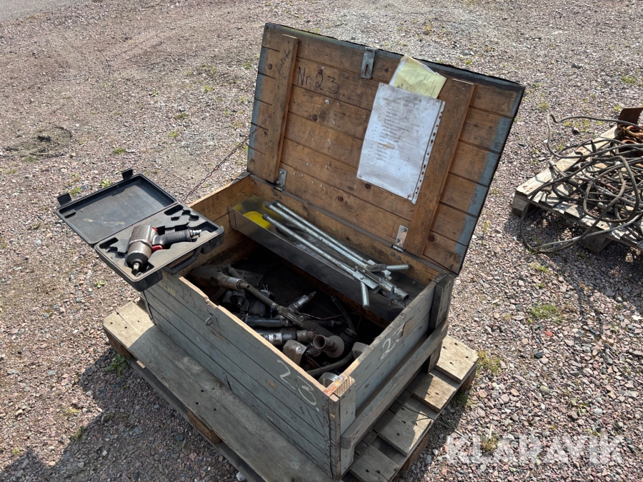 Verktygslåda med luftverktyg