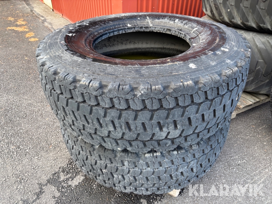 Entreprenaddäck Bridgestone V-Steel Snow Wedge 2st