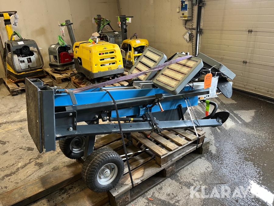 Belysningsmast på hjul El-Björn MLT 70 LED 4 Astrour