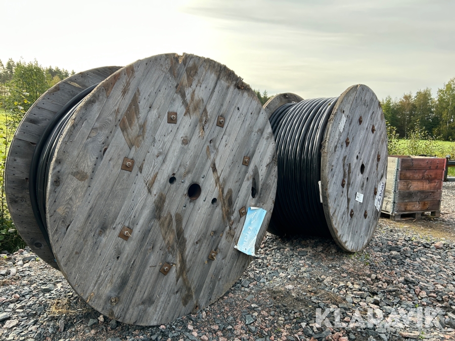 Jordkabel 4*240 500m/trumma