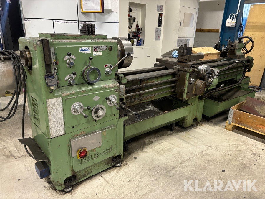 Supportsvarv Ursus 225