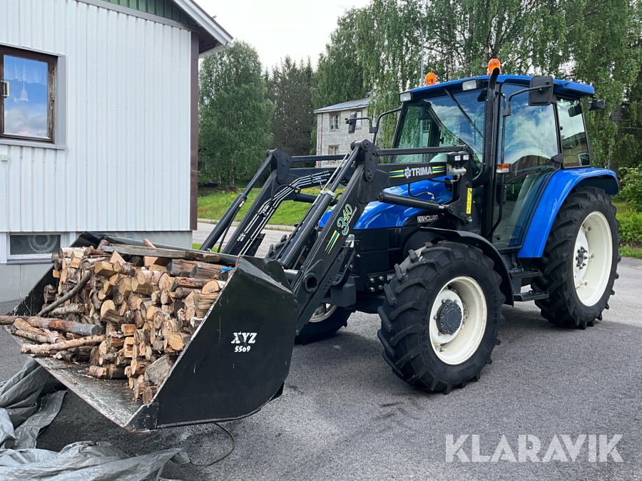 Traktor New Holland TL70 skogsutrustad