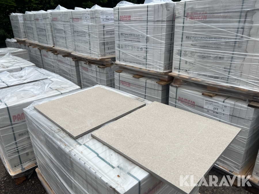 Granitkeramik 60,5x60,5 20mm sandfärgad 150 kvm