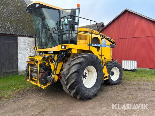 Självgående fälthack New Holland FX40