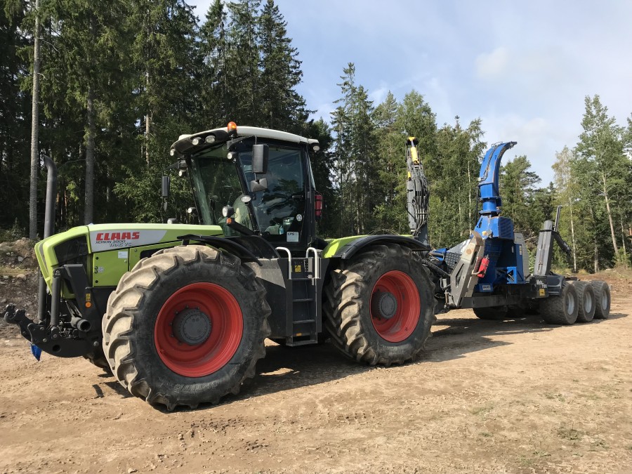 Flishugg Bruks 605 Claas xerion