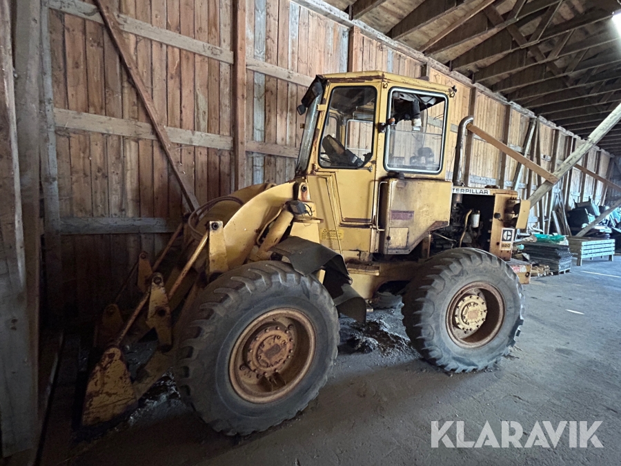 Hjullastare CAT 920 med skopa och gafflar