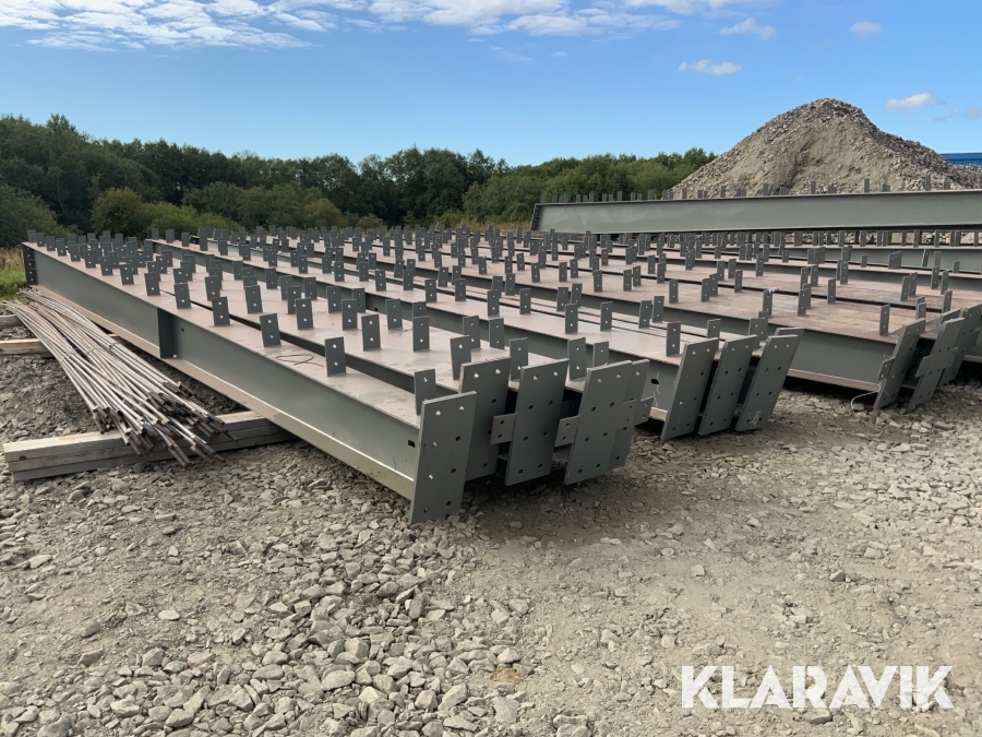 Nytillverkad stålstomme 20mx42m 840m2
