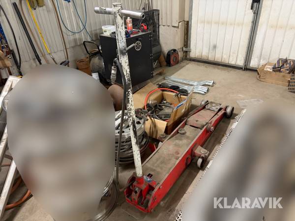 Domkraft Automatic Garage Jack YMA15000 15 ton