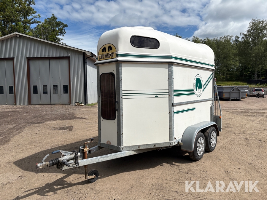 Hästtransport BOJ Bravo 216