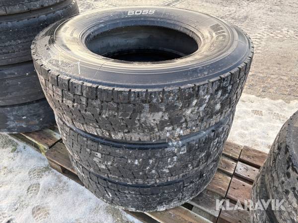 Lastbilshjul Michelin Boss 295/80R22.5 dubb 3st