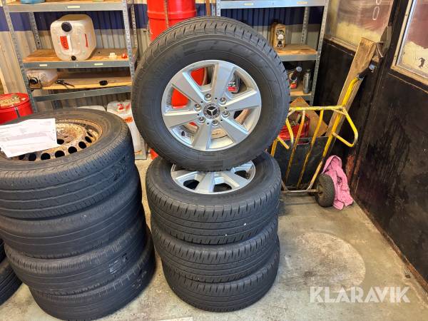 Sommarhjul Mercedes 235/65R16C 4st