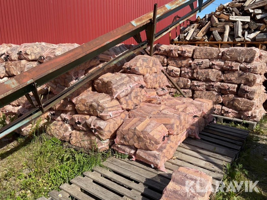 Ved packeterat björk