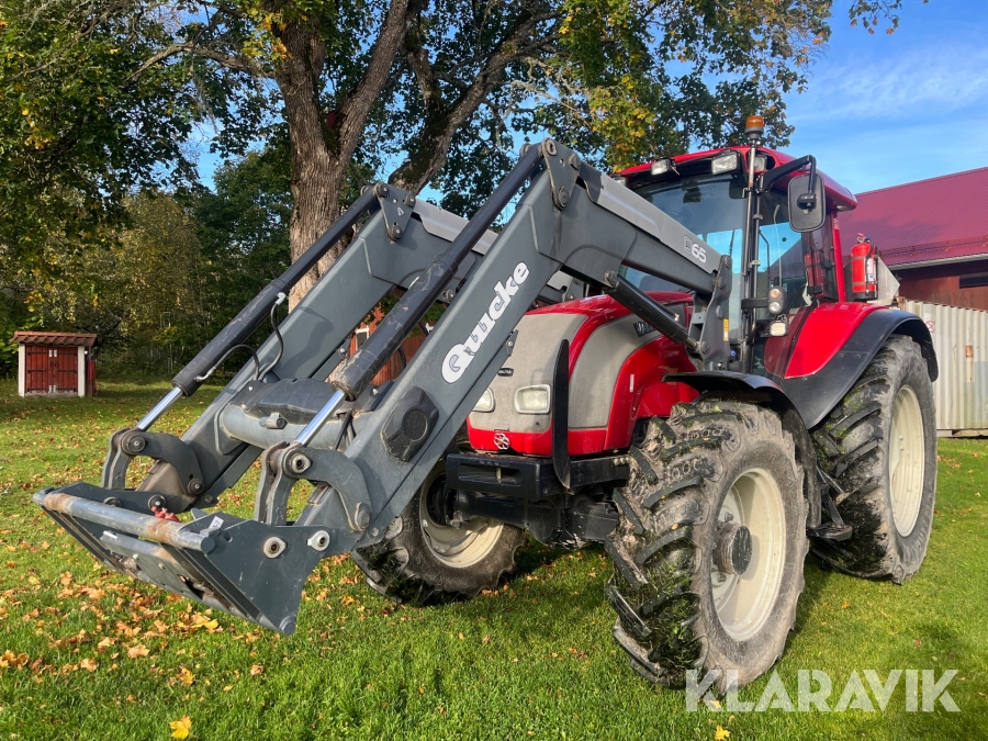 Traktor Valtra C90 med lastare och redskap