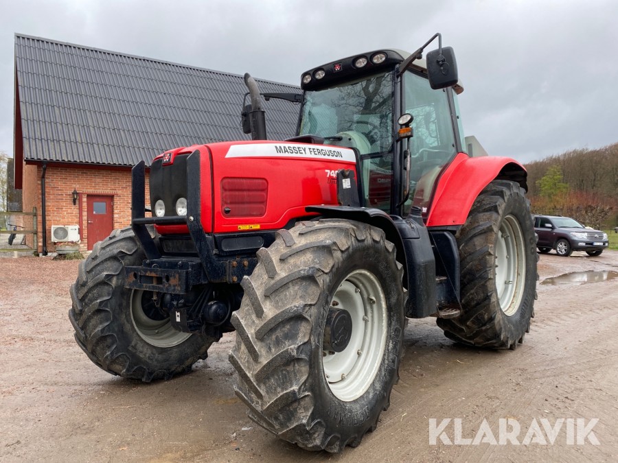 Traktor Massey Ferguson 7490