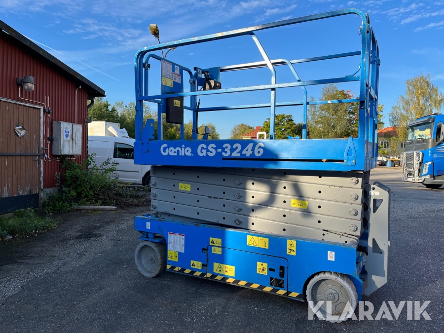Saxlift Genie GS-3246 Arbetshöjd 11,75 m