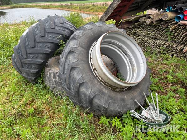 Dubbelmontage Nokian & Kleber 540/65R30 4st