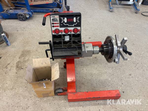 Balanseringsmaskin till lastbil och personbilsdäck Balco B921HD