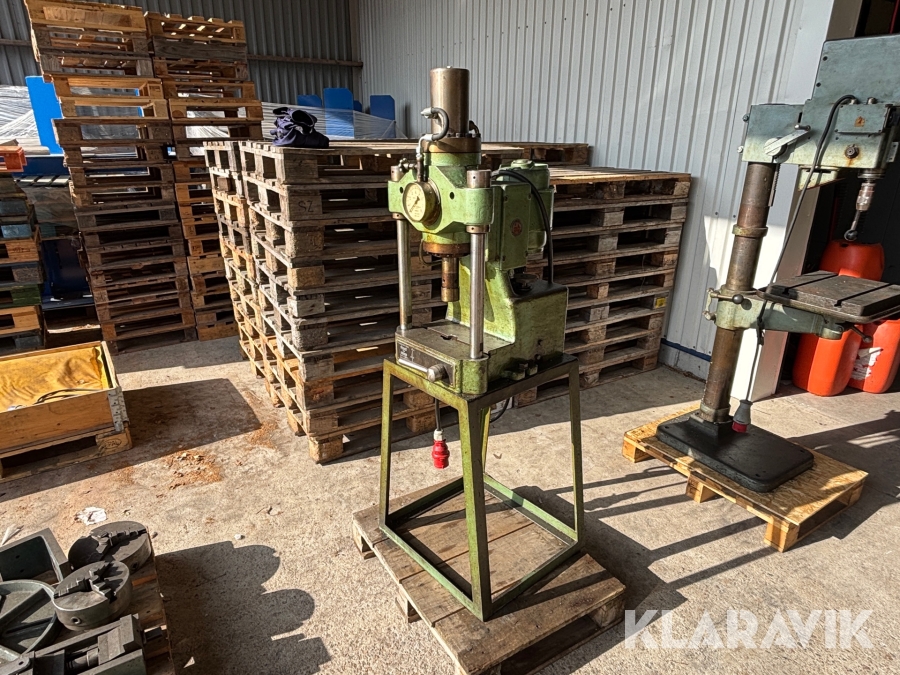 Hydraulisk press Result HP.5.1020