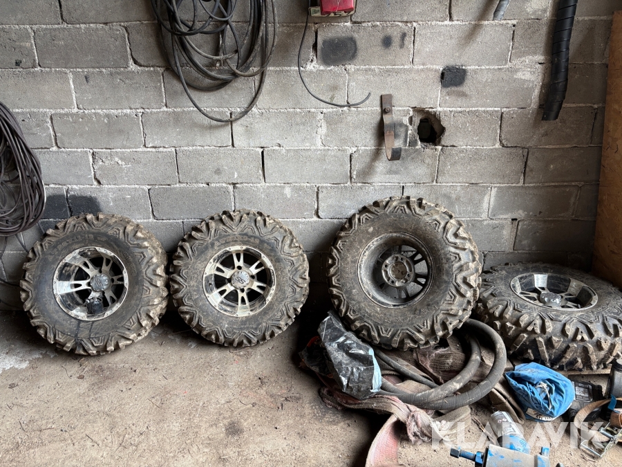 Däck Bronco AT 26X11-12, AT26X9-12 4 st