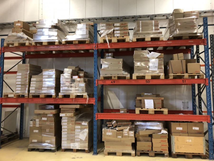 Större parti lådor & skenor