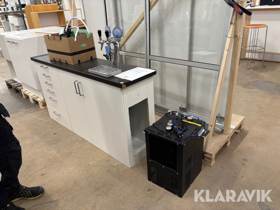 Kolsyremaskin med bänk Escowa Pro 2XXL