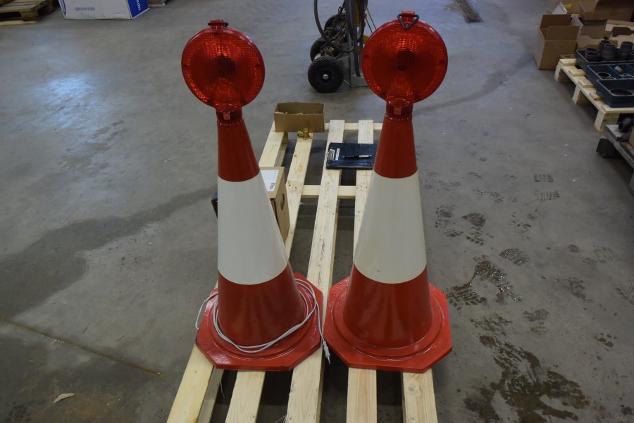 Varningskoner 2 styck