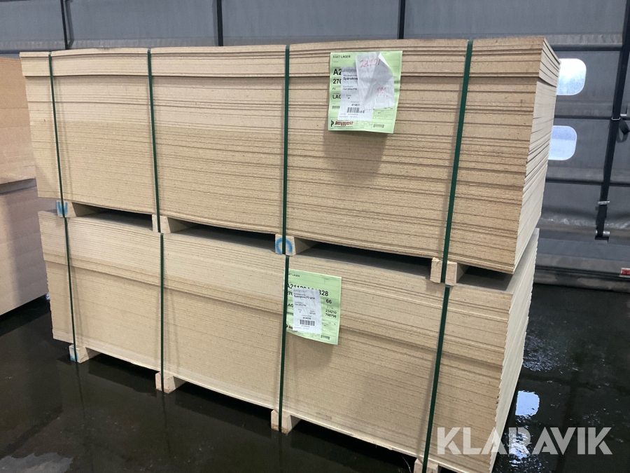 Spånskivor 12x1200x2700mm