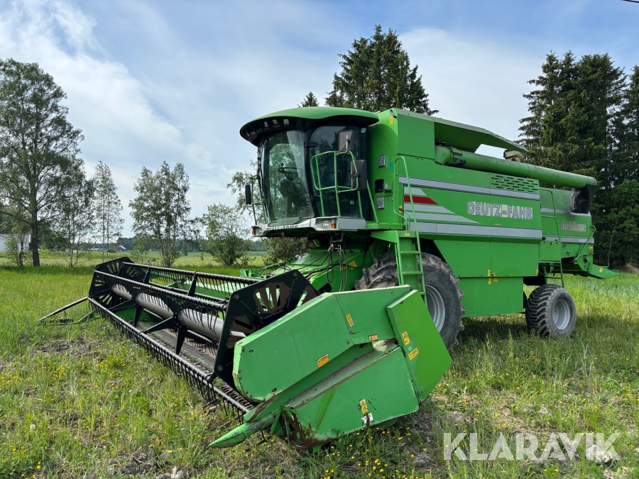 Skördetröska Deutz-Fahr 5690 HTS 24 Fot