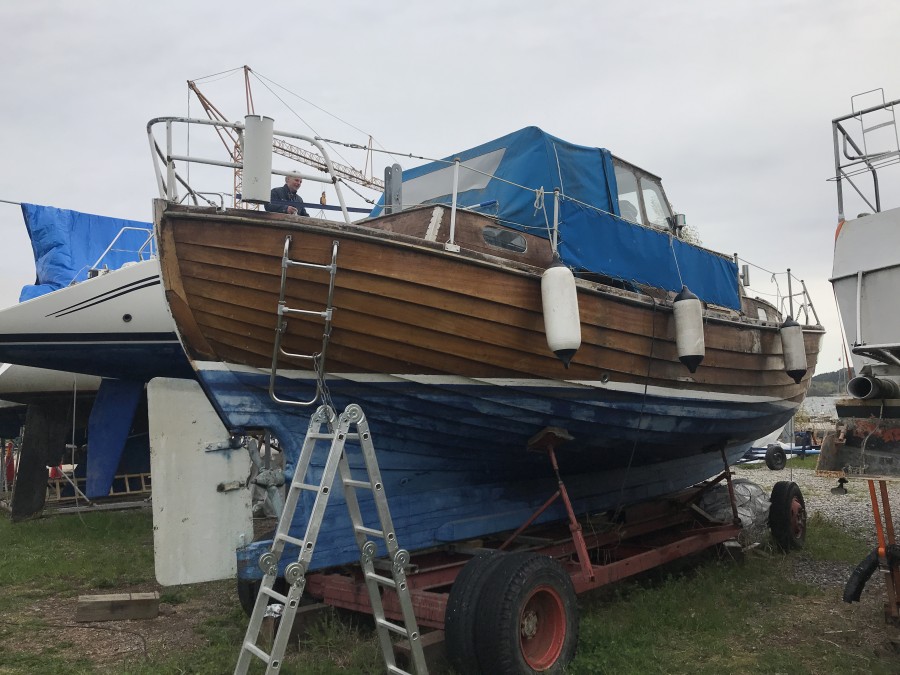 Motorseglare Doris med båtplats