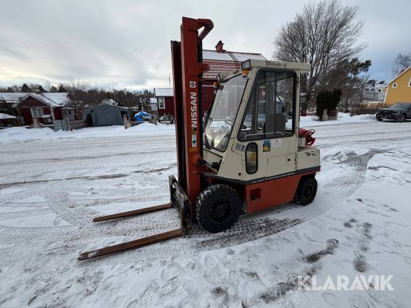 Gasoltruck Nissan Ph02