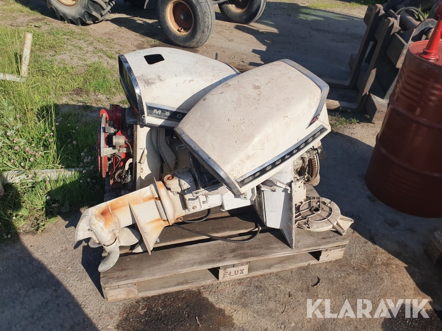 2 st Båtmotorer Utombordare Veteran McCulloch 45 